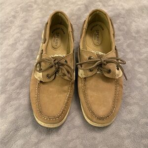 Sperry Women’s Classic Tan and Brown Boat Shoes